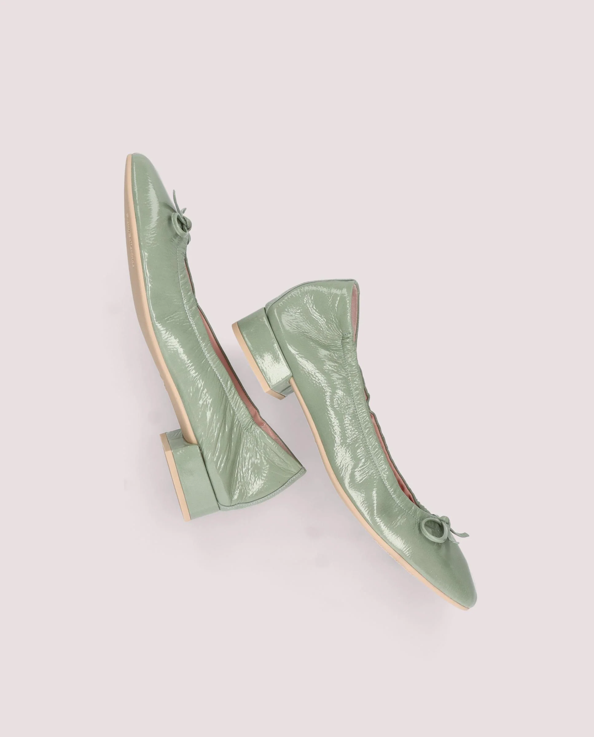 Salon Gretschen Verdes Charol - Image 4